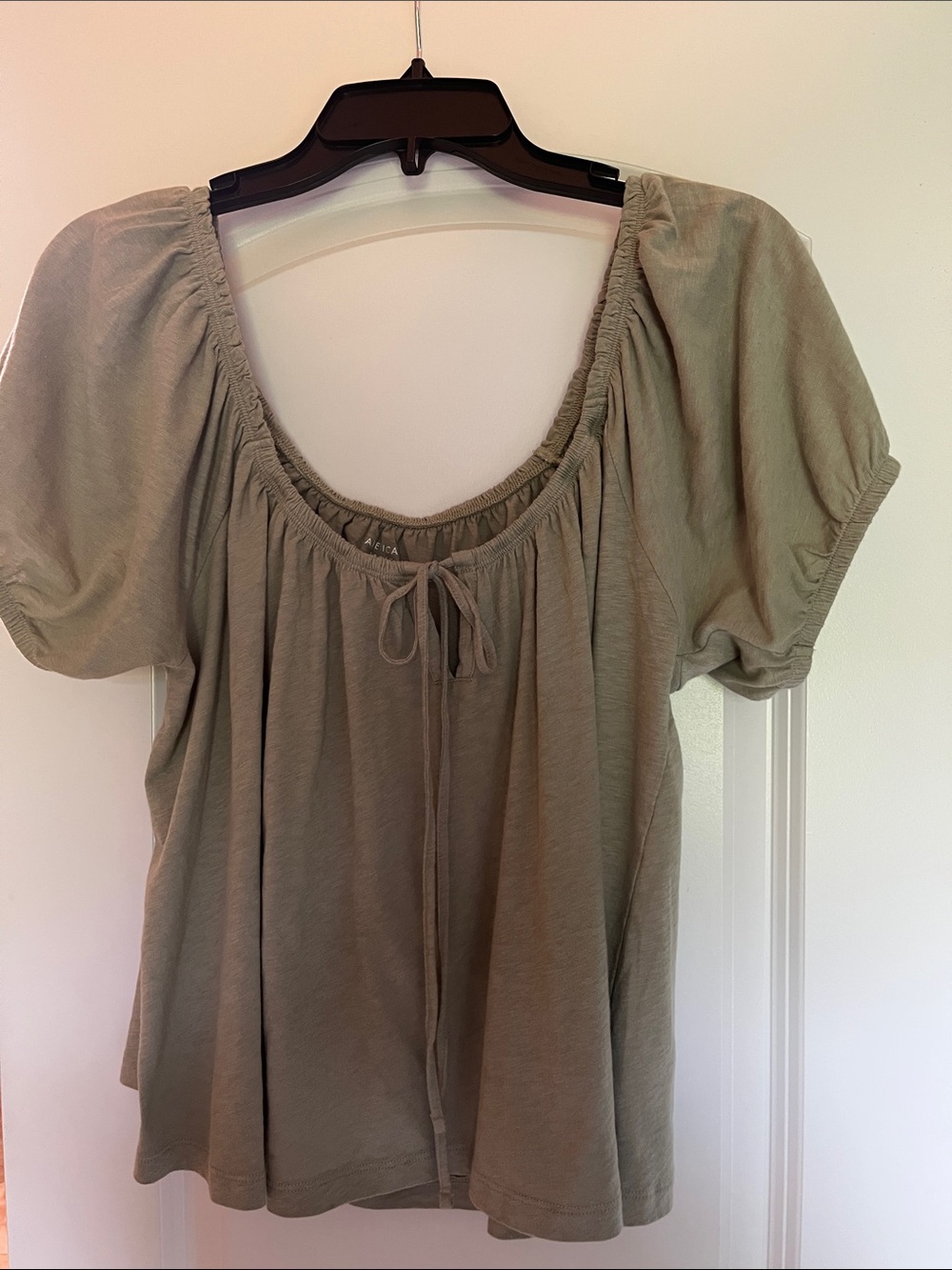 American Eagle Sage Green Scoop-Neck Peasant Top